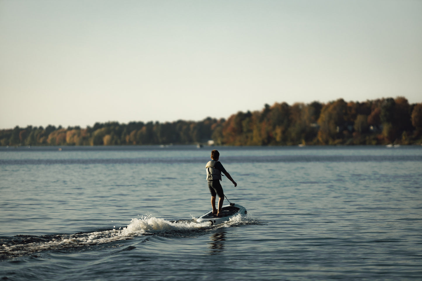 EZ Series: The Perfect Electric Surfboard for Your Cottage