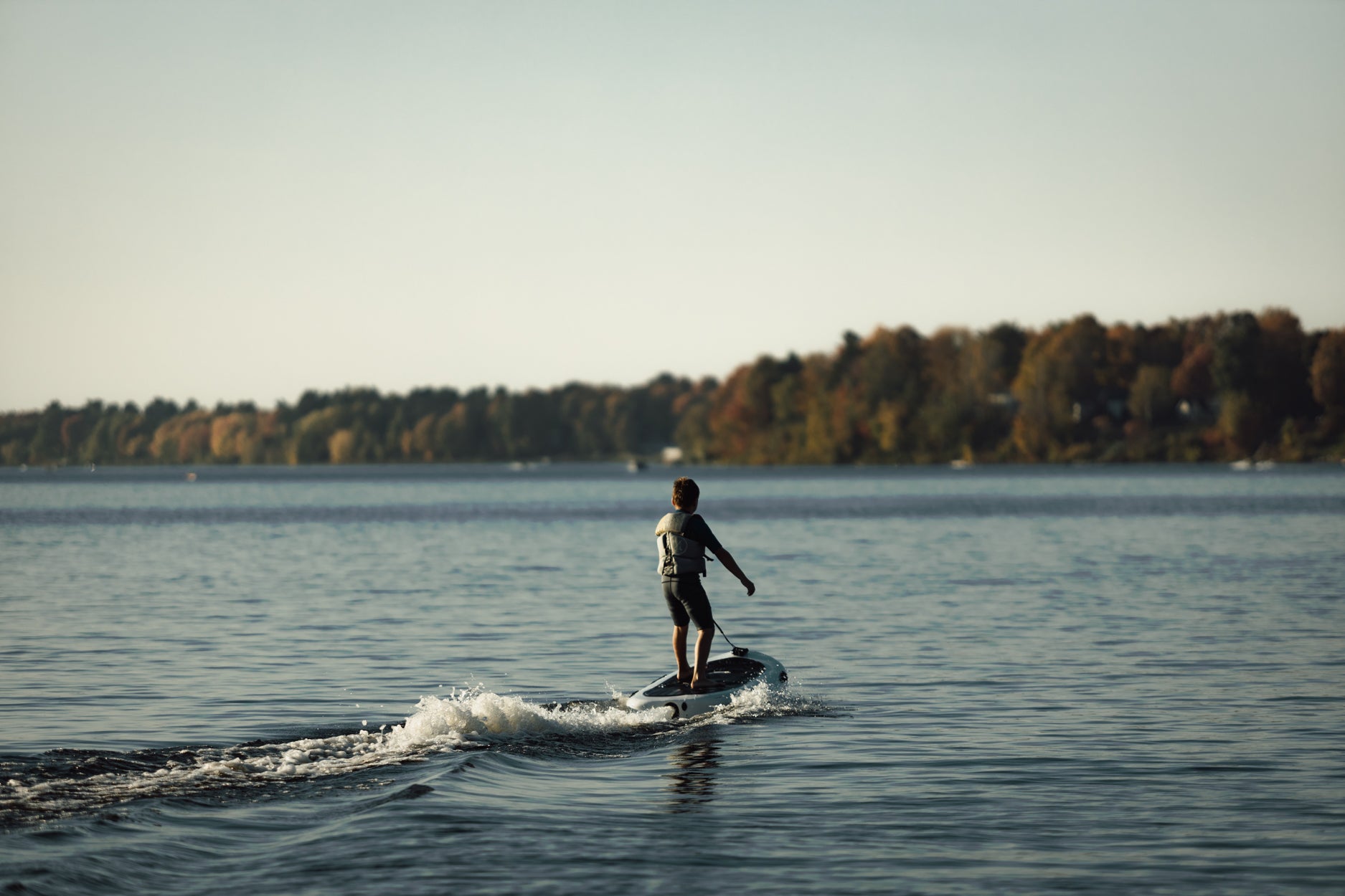 EZY Series: The Perfect Electric Surfboard for Your Cottage